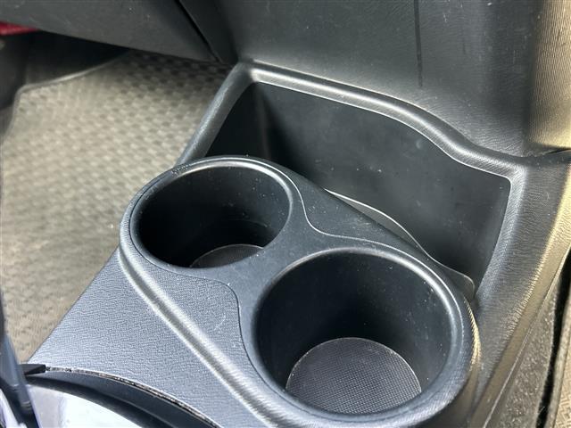 アクア Ｇ　Ｇ’ｓ　社外ナビ　ドライブレコーダー　ステアリングリモコン　純正アルミホイール　リモコンキー　横滑り防止機能　ハーフレザー　ＬＥＤライト　片側シートヒーター（21枚目）