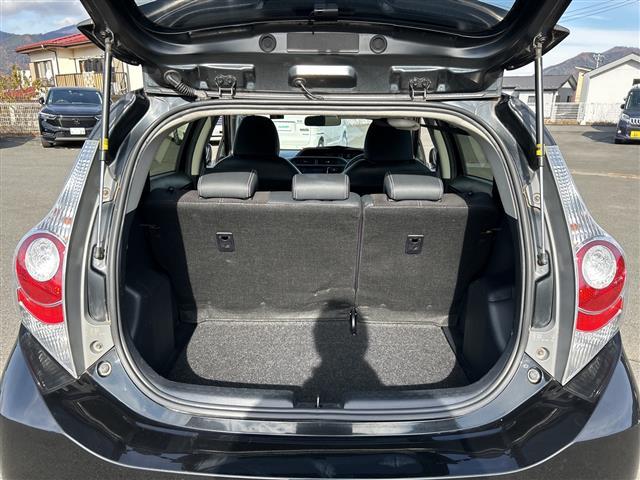 アクア Ｇ　Ｇ’ｓ　社外ナビ　ドライブレコーダー　ステアリングリモコン　純正アルミホイール　リモコンキー　横滑り防止機能　ハーフレザー　ＬＥＤライト　片側シートヒーター（24枚目）