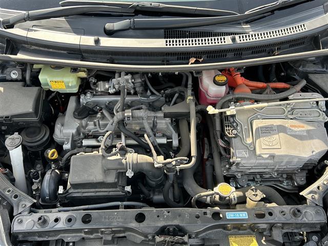 アクア Ｇ　Ｇ’ｓ　社外ナビ　ドライブレコーダー　ステアリングリモコン　純正アルミホイール　リモコンキー　横滑り防止機能　ハーフレザー　ＬＥＤライト　片側シートヒーター（38枚目）