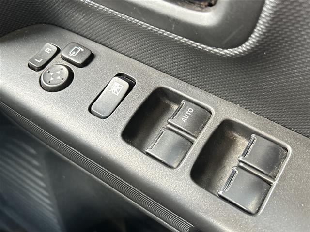 スペーシア ハイブリッドＧ　４ＷＤ　レーダーブレーキサポート　プッシュスタート　ドライバー席シートヒーター　レーンキープアシスト　横滑り防止機能　オートライト　衝突軽減システム（19枚目）