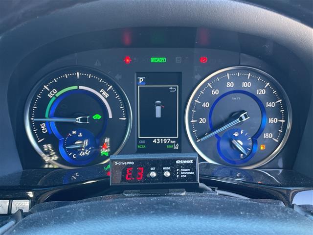 アルファードハイブリッド ＳＲ　Ｃパッケージ　純正ナビ　４ＷＤ　ツインムーンルーフ　パワーシート　クルーズコントロール　デジタルインナーミラー　パワーバックドア　モデリスタエアロ　ＪＢＬサウンドシステム　後席フィリップダウンモニター（8枚目）