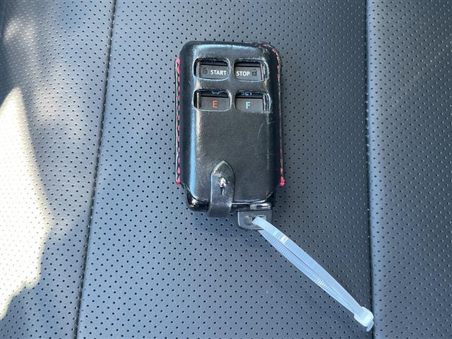 アルファードハイブリッド ＳＲ　Ｃパッケージ　純正ナビ　４ＷＤ　ツインムーンルーフ　パワーシート　クルーズコントロール　デジタルインナーミラー　パワーバックドア　モデリスタエアロ　ＪＢＬサウンドシステム　後席フィリップダウンモニター（20枚目）