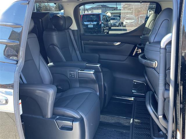 アルファードハイブリッド ＳＲ　Ｃパッケージ　純正ナビ　４ＷＤ　ツインムーンルーフ　パワーシート　クルーズコントロール　デジタルインナーミラー　パワーバックドア　モデリスタエアロ　ＪＢＬサウンドシステム　後席フィリップダウンモニター（22枚目）