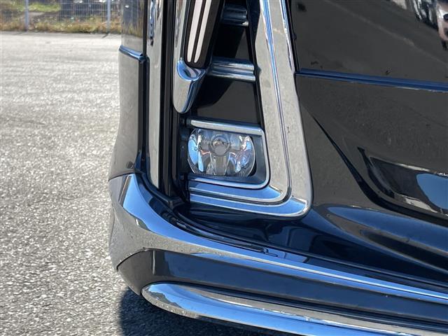 アルファードハイブリッド ＳＲ　Ｃパッケージ　純正ナビ　４ＷＤ　ツインムーンルーフ　パワーシート　クルーズコントロール　デジタルインナーミラー　パワーバックドア　モデリスタエアロ　ＪＢＬサウンドシステム　後席フィリップダウンモニター（28枚目）