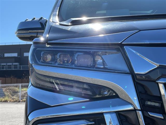 アルファードハイブリッド ＳＲ　Ｃパッケージ　純正ナビ　４ＷＤ　ツインムーンルーフ　パワーシート　クルーズコントロール　デジタルインナーミラー　パワーバックドア　モデリスタエアロ　ＪＢＬサウンドシステム　後席フィリップダウンモニター（29枚目）