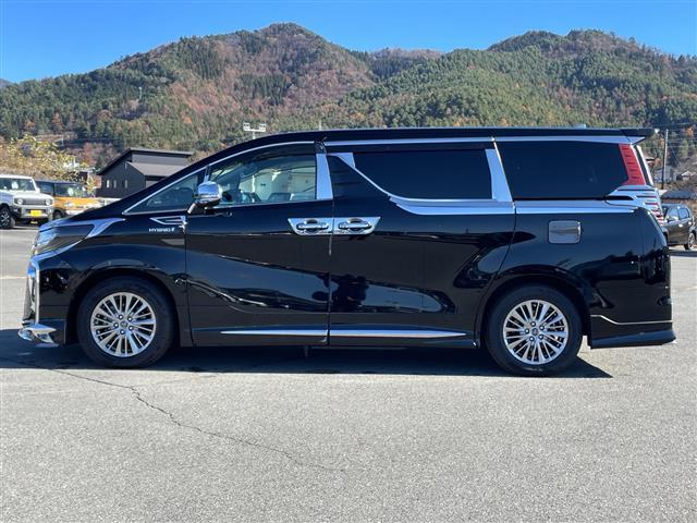 アルファードハイブリッド ＳＲ　Ｃパッケージ　純正ナビ　４ＷＤ　ツインムーンルーフ　パワーシート　クルーズコントロール　デジタルインナーミラー　パワーバックドア　モデリスタエアロ　ＪＢＬサウンドシステム　後席フィリップダウンモニター（32枚目）