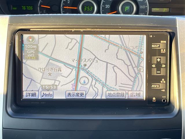 ヴォクシー Ｚ　純正ナビ　バックカメラ　純正フロアマット　ＥＴＣ　ＡＢＳ　横滑り防止機能　純正アルミホイール　両側スライドドア　チップアップシート（5枚目）