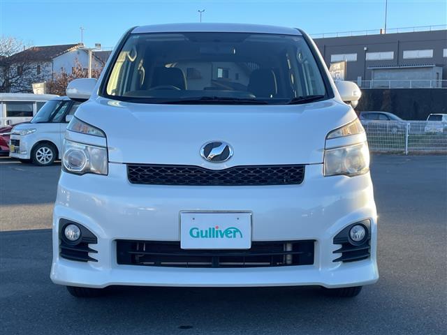 ヴォクシー Ｚ　純正ナビ　バックカメラ　純正フロアマット　ＥＴＣ　ＡＢＳ　横滑り防止機能　純正アルミホイール　両側スライドドア　チップアップシート（26枚目）