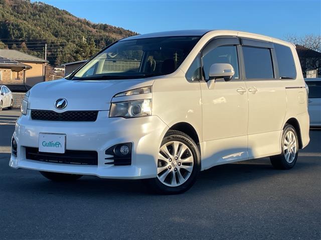 ヴォクシー Ｚ　純正ナビ　バックカメラ　純正フロアマット　ＥＴＣ　ＡＢＳ　横滑り防止機能　純正アルミホイール　両側スライドドア　チップアップシート（27枚目）