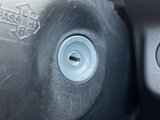 アルト L 4WD ワンオーナー 前席両側シートヒーター 前側ドライブレコーダー 横滑り防止機能 アイドリングストップ 横滑り防止機能 リモコンキー(5枚目)