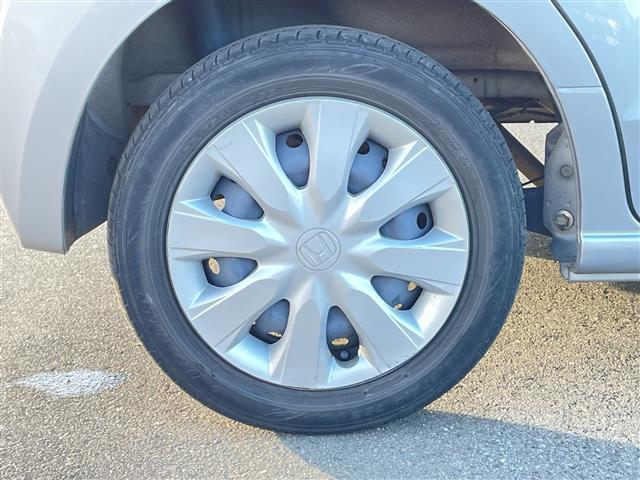 N-BOX C 社外ナビ ワンセグ ETC 純正フロアマット ベンチシート 純正アルミホイール 両側スライドドア アイドリングストップ 横滑り防止機能 盗難防止装置 衝突軽減システム(37枚目)