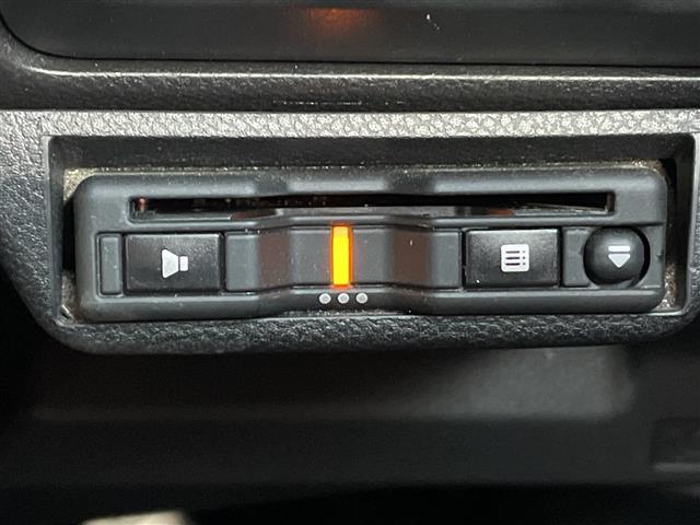 フォレスター アドバンス　４ＷＤ　アイサイト　ハーフレザーシート　ステアリングヒーター　ＥＴＣ　ドライブレコーダー　クルーズコントロール　前席両側シートヒーター　ステアリングリモコン　スマートキー　プッシュスタート（34枚目）