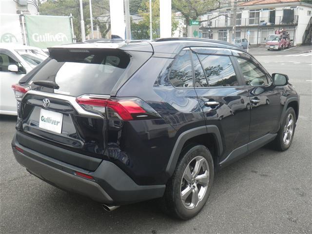 ＲＡＶ４ Ｇ　ＵＳＢ接続　追従走行　ソナー　革Ｓ　シートＨ　車線逸脱警告　ＡＨＢ　２．０ＥＴＣ　オートライト　Ｂカメラ　ルーフレール　パワーウインドウ　カーテンエアバック　運転席パワーシート　イモビライザー　ナビ（6枚目）