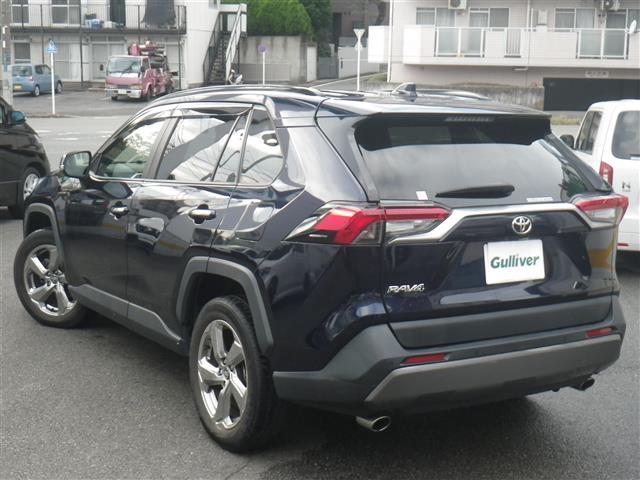 ＲＡＶ４ Ｇ　ＵＳＢ接続　追従走行　ソナー　革Ｓ　シートＨ　車線逸脱警告　ＡＨＢ　２．０ＥＴＣ　オートライト　Ｂカメラ　ルーフレール　パワーウインドウ　カーテンエアバック　運転席パワーシート　イモビライザー　ナビ（42枚目）