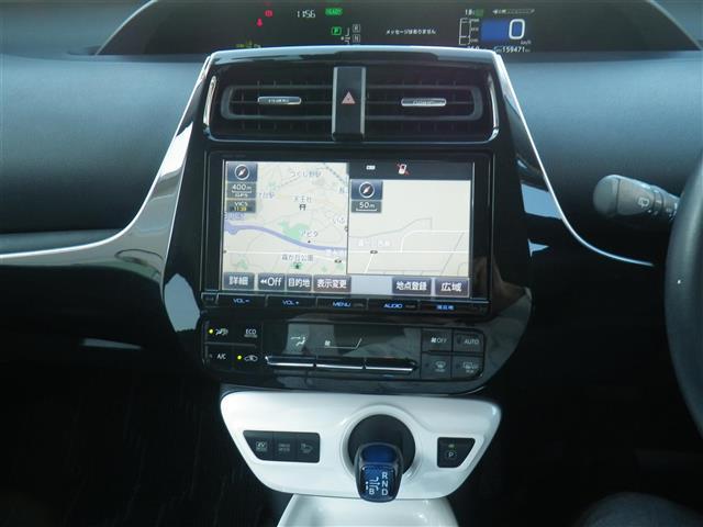 プリウス Ａプレミアム　ツーリングセレクション　ＳＤナビゲーション　ブルートゥース　レーンアシスト　シートヒータ　横滑り防止機能　オートマチックハイビーム　クリアランスソナー　皮シート　運転席パワーシート　エアコン　パワーウィンドウ　ナビ＆ＴＶ（20枚目）