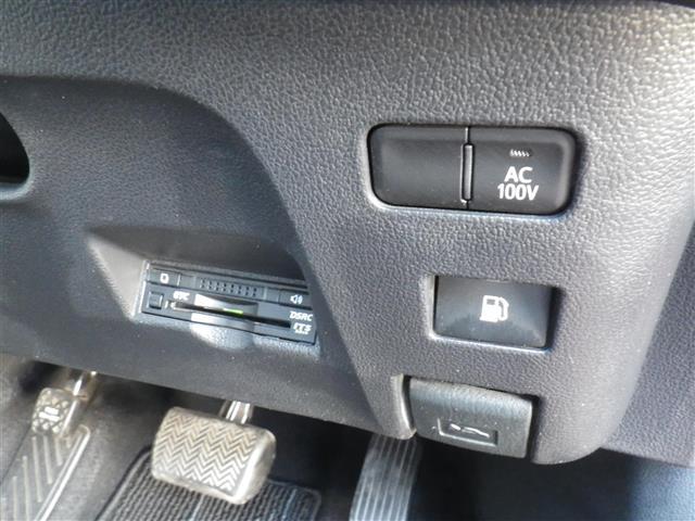 プリウス Ａプレミアム　ツーリングセレクション　ＳＤナビゲーション　ブルートゥース　レーンアシスト　シートヒータ　横滑り防止機能　オートマチックハイビーム　クリアランスソナー　皮シート　運転席パワーシート　エアコン　パワーウィンドウ　ナビ＆ＴＶ（33枚目）