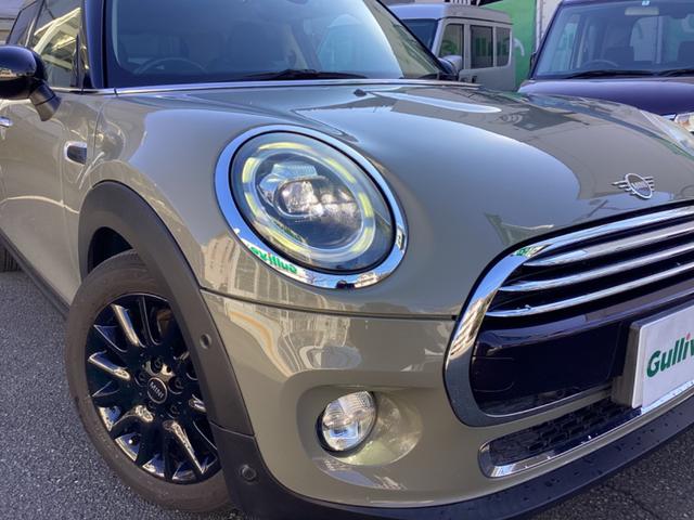 ＭＩＮＩ クーパー　・走行３万キロ台／エメラルドグレーｘブラックツートンカラー／ストリートスタイル／ＬＥＤライトＰＫＧ／カメラ＆パーキングアシストＰＫＧ／ペッパーＰＫＧ／純正ナビ／バックカメラ／Ｂｌｕｅｔｏｏｔｈ／ＥＴＣ（15枚目）