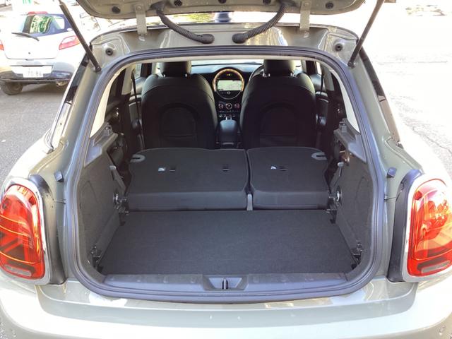 ＭＩＮＩ クーパー　・走行３万キロ台／エメラルドグレーｘブラックツートンカラー／ストリートスタイル／ＬＥＤライトＰＫＧ／カメラ＆パーキングアシストＰＫＧ／ペッパーＰＫＧ／純正ナビ／バックカメラ／Ｂｌｕｅｔｏｏｔｈ／ＥＴＣ（47枚目）