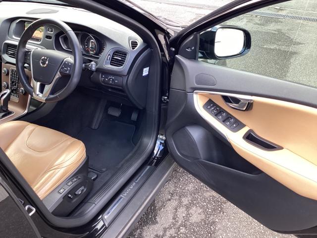 �������[�ԑO�ɂ́A��g�H��ɂđS�Ԑ����_�����s���܂����c�@���S���Ă���蒸���܂��I�I