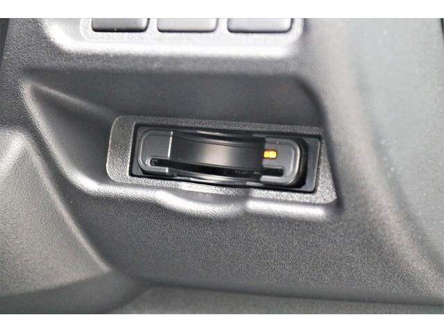 GL 6型 ガソリン 4WD フロントスポイラー オーバーフェンダー 17インチAW 1.15インチローダウン 内装架装Ver.1 ベッド施工 床張施工 テーブル SDナビ ETC(54枚目)