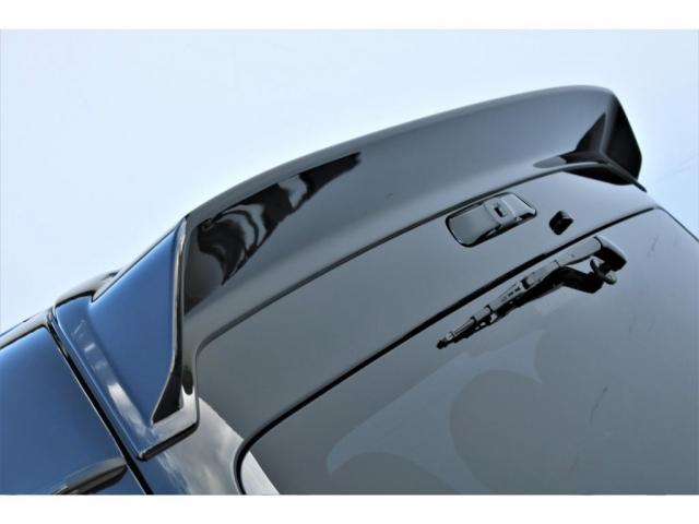 ＧＬ　ロング　新車　６型　２ＷＤ　ガソリン　ブラック　ウィンカーミラー　１７インチＡＷ　スポイラー　オーバーフェンダー　テールランプ　１．５インチローダウン　シートカバー　９インチＳＤナビ　フリッダウンモニター(4枚目)