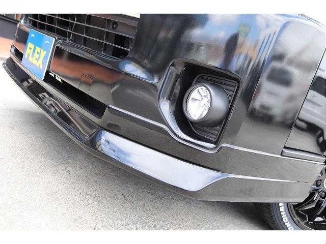 ハイエースワゴン ＧＬ　買取直販！Ｖｅｒ．１内装！！　フローリング施工　スライドテーブル　ベッドキット　アルティメットＬＥＤテールランプＴＹＰＥ２　ＤｅｌｆｉｎｏＬｉｎｅフロントスポイラー　オーバーフェンダー（7枚目）