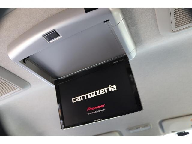 ハイエースワゴン ＧＬ　買取直販！Ｖｅｒ．１内装！！　フローリング施工　スライドテーブル　ベッドキット　アルティメットＬＥＤテールランプＴＹＰＥ２　ＤｅｌｆｉｎｏＬｉｎｅフロントスポイラー　オーバーフェンダー（11枚目）
