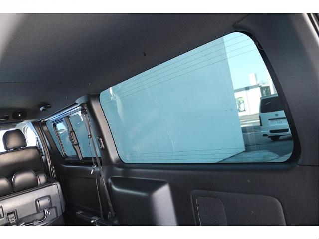 ハイエースバン ロングスーパーGL 買取直販 ベットキット付き! Ver1フロントスポイラー CRSリアスポイラー バルベロW-DEEPS17AW グッドイヤーナスカータイヤ ケンウッドフローティングナビ ルーフスピーカー(17枚目)