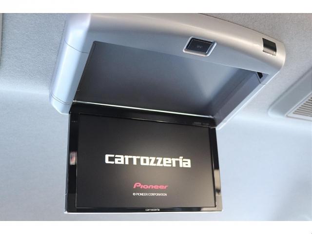 ハイエースワゴン ＧＬ　キャプテンシート４脚　両側パワースライドドア　プッシュスタート　スマートキー　パールホワイト　アルパイン１１インチナビ　後席フリップダウンモニター　バルベロアルミホイール　ＧＯＯＤＹＥＡＲナスカー（13枚目）