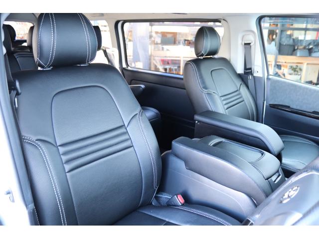 ハイエースワゴン ＧＬ　キャプテンシート４脚　両側パワースライドドア　プッシュスタート　スマートキー　パールホワイト　アルパイン１１インチナビ　後席フリップダウンモニター　バルベロアルミホイール　ＧＯＯＤＹＥＡＲナスカー（33枚目）