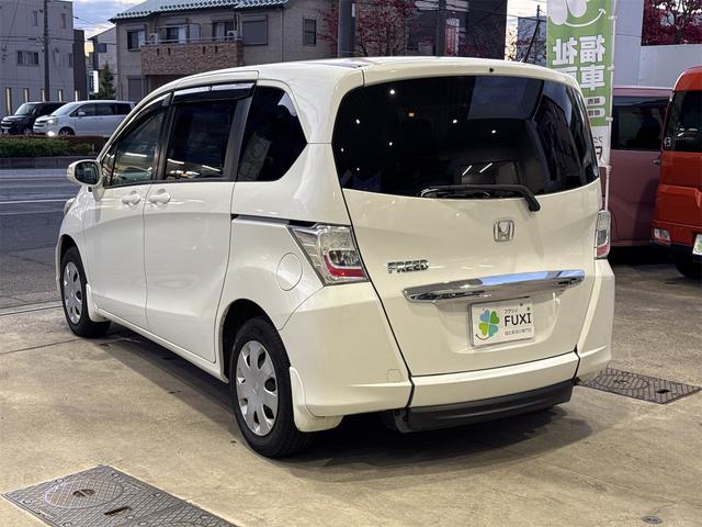 フリード G スローパー 車椅子1基積み 電動ウィンチ(リモコン付き) ナビ 地デジTV バックカメラ 片側電動スライド キーレス(13枚目)