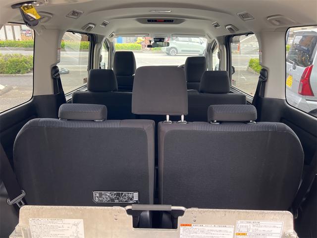 ノア Ｘ　ウェルキャブ　スロープ　タイプＩＩ　車椅子１台積み　後退防止装置　トヨタセーフティセンス　ナビ　バックカメラ　Ｂｌｕｅｔｏｏｔｈ接続　片側電動スライドドア（22枚目）