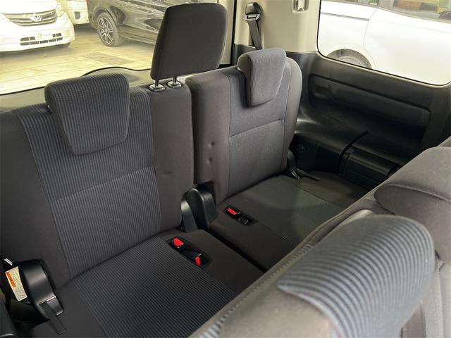 ノア Ｘ　ウェルキャブ　スロープ　タイプＩＩ　車椅子１台積み　後退防止装置　トヨタセーフティセンス　ナビ　バックカメラ　Ｂｌｕｅｔｏｏｔｈ接続　片側電動スライドドア（24枚目）