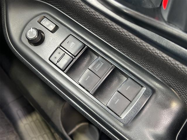 ノア Ｘ　ウェルキャブ　スロープ　タイプＩＩ　車椅子１台積み　後退防止装置　トヨタセーフティセンス　ナビ　バックカメラ　Ｂｌｕｅｔｏｏｔｈ接続　片側電動スライドドア（29枚目）