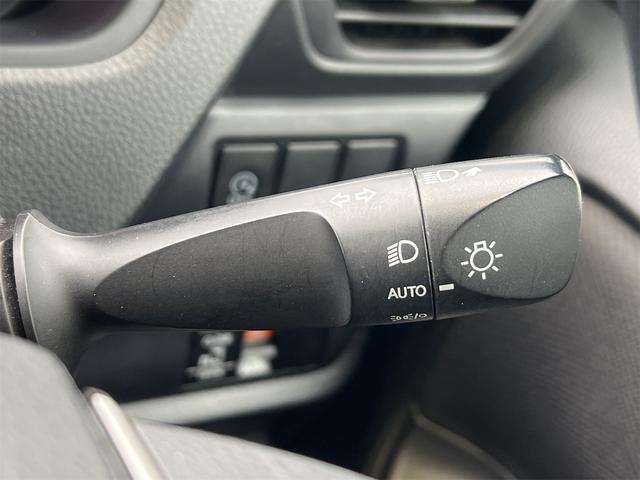 ノア Ｘ　ウェルキャブ　スロープ　タイプＩＩ　車椅子１台積み　後退防止装置　トヨタセーフティセンス　ナビ　バックカメラ　Ｂｌｕｅｔｏｏｔｈ接続　片側電動スライドドア（34枚目）