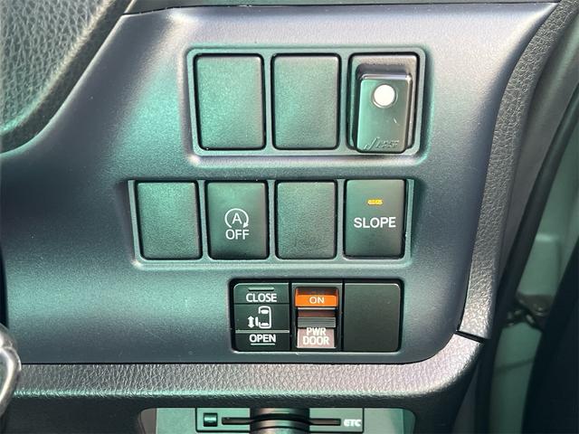 ノア X ウェルキャブ 電動スロープ タイプI 車椅子1基積み 電動ウィンチ(リモコン付き) 電動固定装置 ナビTV バックカメラ ETC 後席モニター Bluetooth接続 DVD再生可(20枚目)