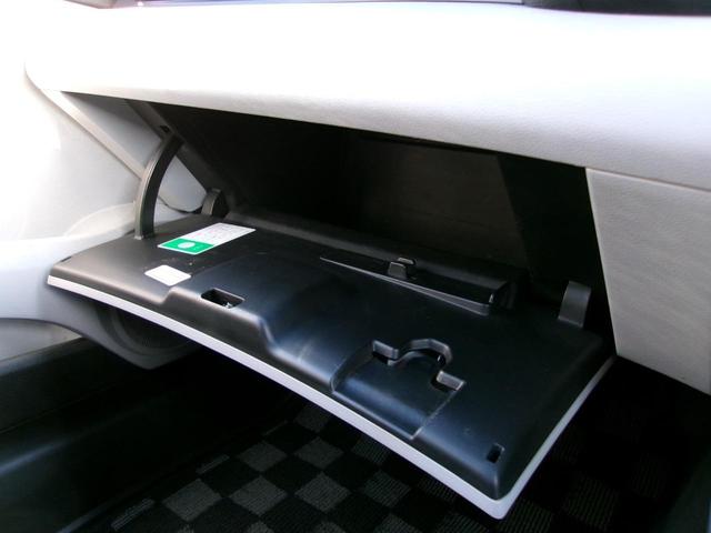 ＣＲ－Ｚ α　無限フルエアロ・リアスポイラー／ＢＢＳ１７インチＲＦ５０２ＡＷ／オーリンズ車高調／ＲＥＣＡＲＯシート／インターナビ／地デジ／バック／カメラ／クルーズコントロール／ビルトインＥＴＣ／ＨＩＤ／ＵＳＢ／禁煙（59枚目）