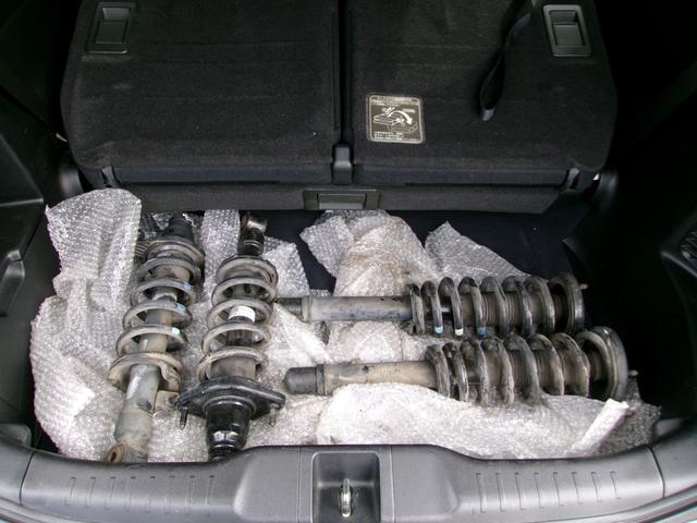 オデッセイ アブソルート ワンオーナー/ホンダ純正インターナビ/地デジTV/Bluetooth/音楽録音/DVD再生/バックカメラ/クルーズコントロール/ステアリングリモコン/パドルシフト/ドライブレコーダー/キーレス/HID(77枚目)