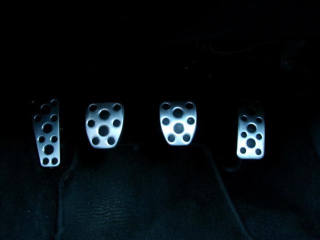 インプレッサ WRX STi 6速MT/フルノーマル/純正オプションBBS18インチアルミ/純正オプションRECAROシート/ブレンボキャリパー/ビルトインETC/社外ディスプレイオーディオ/ドライブレコーダー/SIドライブ/禁煙(40枚目)