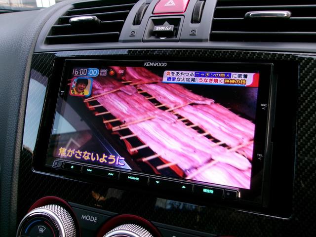 スバル純正ナビの中でも壊れにくさと使いやすさが評判のケンウッド製ＳＤナビです！地デジＴＶの視聴やＤＶＤ再生、Ｂｌｕｅｔｏｏｔｈで音楽を流したりする事も可能な多機能ナビです。