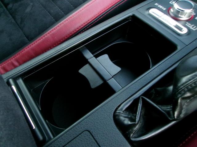 スライドオープン式のカップホルダーです。小物入れとしてもお使い頂けます。