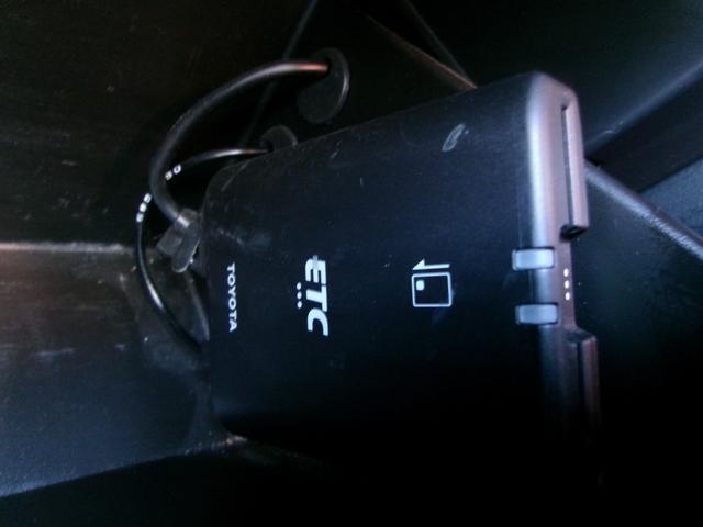 ８６ ＧＴリミテッド　ワンオーナー／ＴＲＤフロントスポイラー＆サイドスカート＆リアバンパースポイラー／柿本ＣｌａｓｓＫＲ４本出しマフラー／ＬＥＤスモークテール／シートヒーター／ハーフレザーシート／プッシュスタート／ＥＴＣ（57枚目）