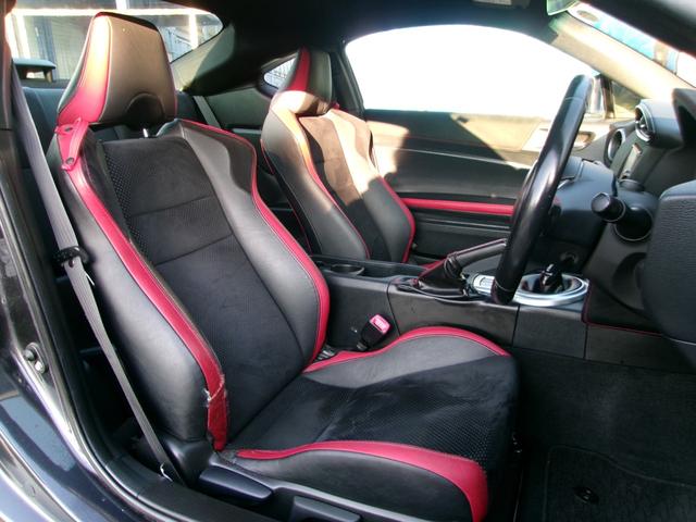 ８６ ＧＴリミテッド　ワンオーナー／ＴＲＤフロントスポイラー＆サイドスカート＆リアバンパースポイラー／柿本ＣｌａｓｓＫＲ４本出しマフラー／ＬＥＤスモークテール／シートヒーター／ハーフレザーシート／プッシュスタート／ＥＴＣ（60枚目）