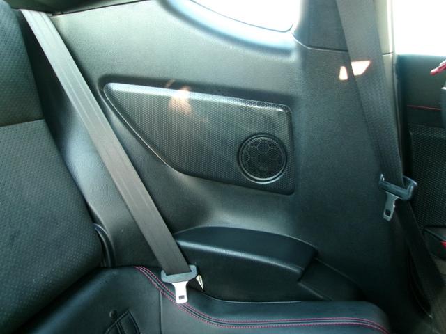 ８６ ＧＴリミテッド　ワンオーナー／ＴＲＤフロントスポイラー＆サイドスカート＆リアバンパースポイラー／柿本ＣｌａｓｓＫＲ４本出しマフラー／ＬＥＤスモークテール／シートヒーター／ハーフレザーシート／プッシュスタート／ＥＴＣ（65枚目）