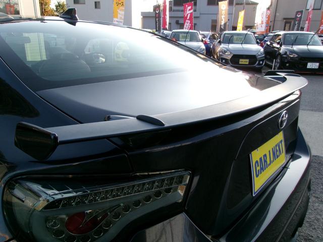 ８６ ＧＴリミテッド　ワンオーナー／ＴＲＤフロントスポイラー＆サイドスカート＆リアバンパースポイラー／柿本ＣｌａｓｓＫＲ４本出しマフラー／ＬＥＤスモークテール／シートヒーター／ハーフレザーシート／プッシュスタート／ＥＴＣ（71枚目）