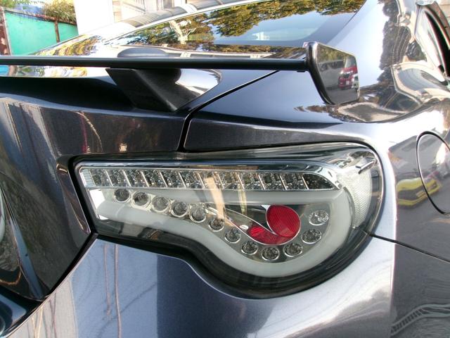８６ ＧＴリミテッド　ワンオーナー／ＴＲＤフロントスポイラー＆サイドスカート＆リアバンパースポイラー／柿本ＣｌａｓｓＫＲ４本出しマフラー／ＬＥＤスモークテール／シートヒーター／ハーフレザーシート／プッシュスタート／ＥＴＣ（73枚目）