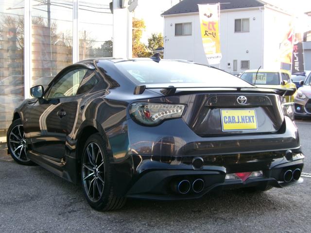 ８６ ＧＴリミテッド　ワンオーナー／ＴＲＤフロントスポイラー＆サイドスカート＆リアバンパースポイラー／柿本ＣｌａｓｓＫＲ４本出しマフラー／ＬＥＤスモークテール／シートヒーター／ハーフレザーシート／プッシュスタート／ＥＴＣ（78枚目）