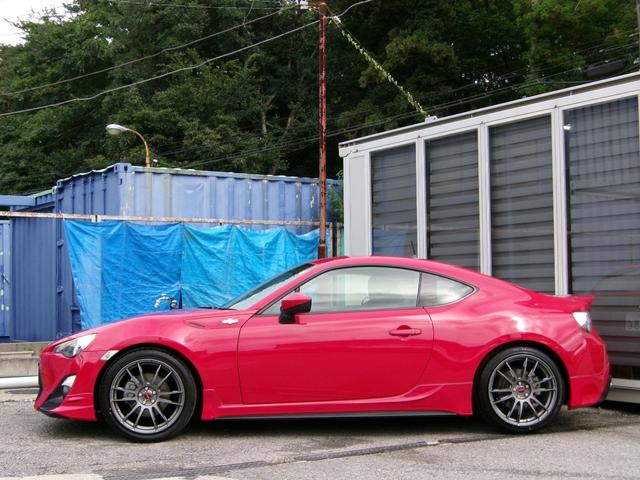 86 GT TRDフルエアロ&トランクスポイラー/ハイレスポンスマフラーVer.R/RAYSグラムライツ57エクストリーム18インチ/TEINローダウンスプリング/SDナビ/地デジ/Bluetooth/Bカメラ(25枚目)