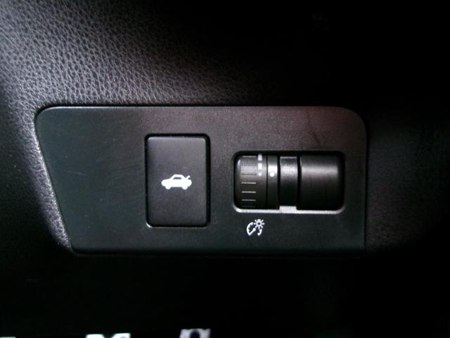 86 GTリミテッド フルノーマル/6速MT/記録簿/純正SDナビ/地デジTV/DVD再生/Bluetooth/バックカメラ/ETC/スマートキー/プッシュスタート/シートヒーター/HID/フォグ/リアスポイラー/禁煙車(42枚目)