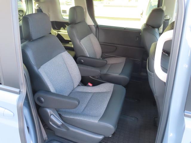 フリード e:HEVエアーEX 360°カメラ 衝突軽減システム ソナー オートマチックハイビーム 横滑り防止装置 クルーズコントロール サイドカーテンエアバック LEDランプ フルセグTV レーンキープ(13枚目)